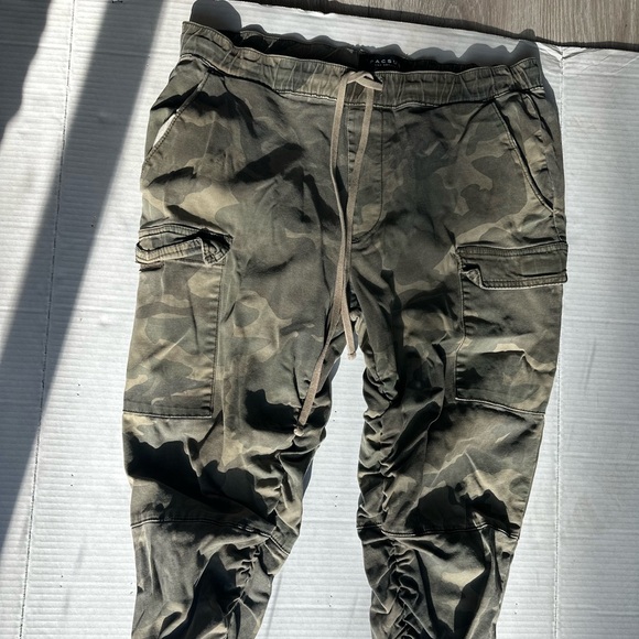 PacSun Olive Camouflage Cargo Pants - Picture 1 of 5